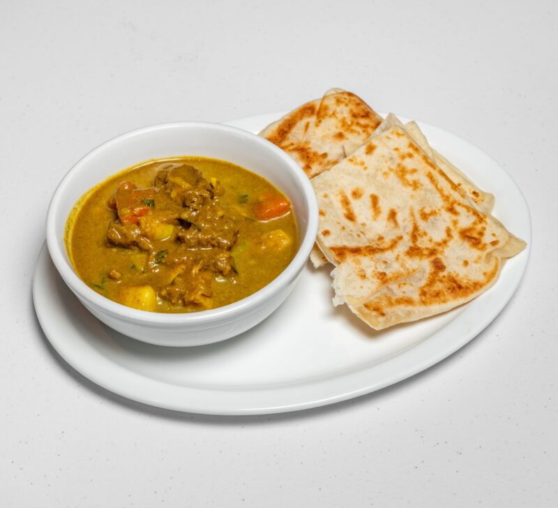 Chicken Curry - w/Roti