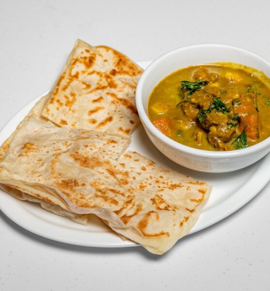 CarribeanMoonRestaurantBarAndGrill_MuttonRoti_2880x2304
